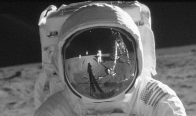 astronaut.png