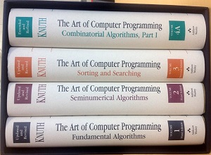 《编程的艺术》,书名英文 The Art of Computer Programming,简称为TAOCP。
