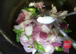 洋葱炒牛肉的做法图解7